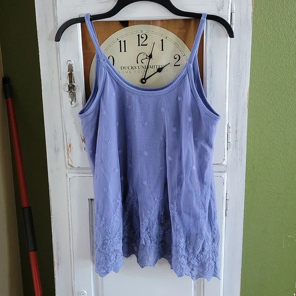 American Rag Tank - Picture 2 of 4